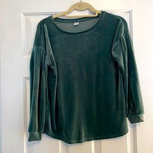 Velvet, sleeve detail top